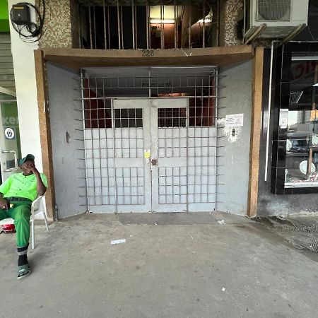 Apartmán Africa Em Zona Comercial De Luanda Exteriér fotografie