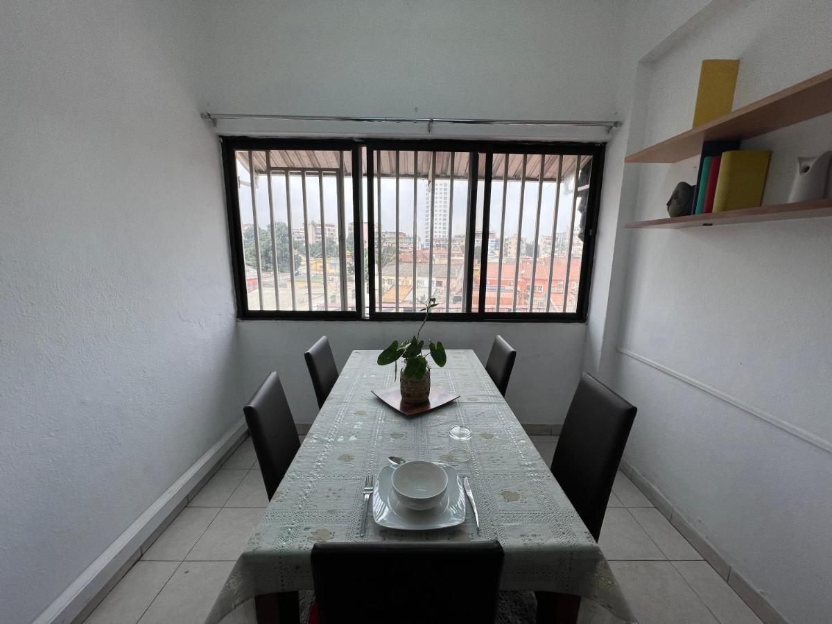 Apartmán Africa Em Zona Comercial De Luanda Exteriér fotografie