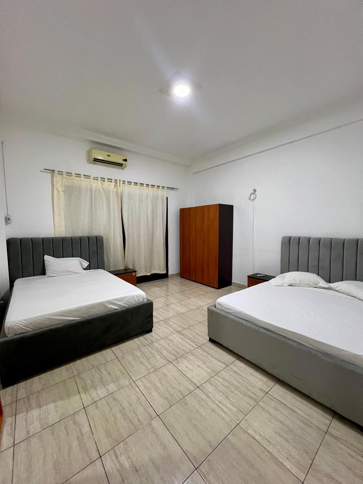 Apartmán Africa Em Zona Comercial De Luanda Exteriér fotografie